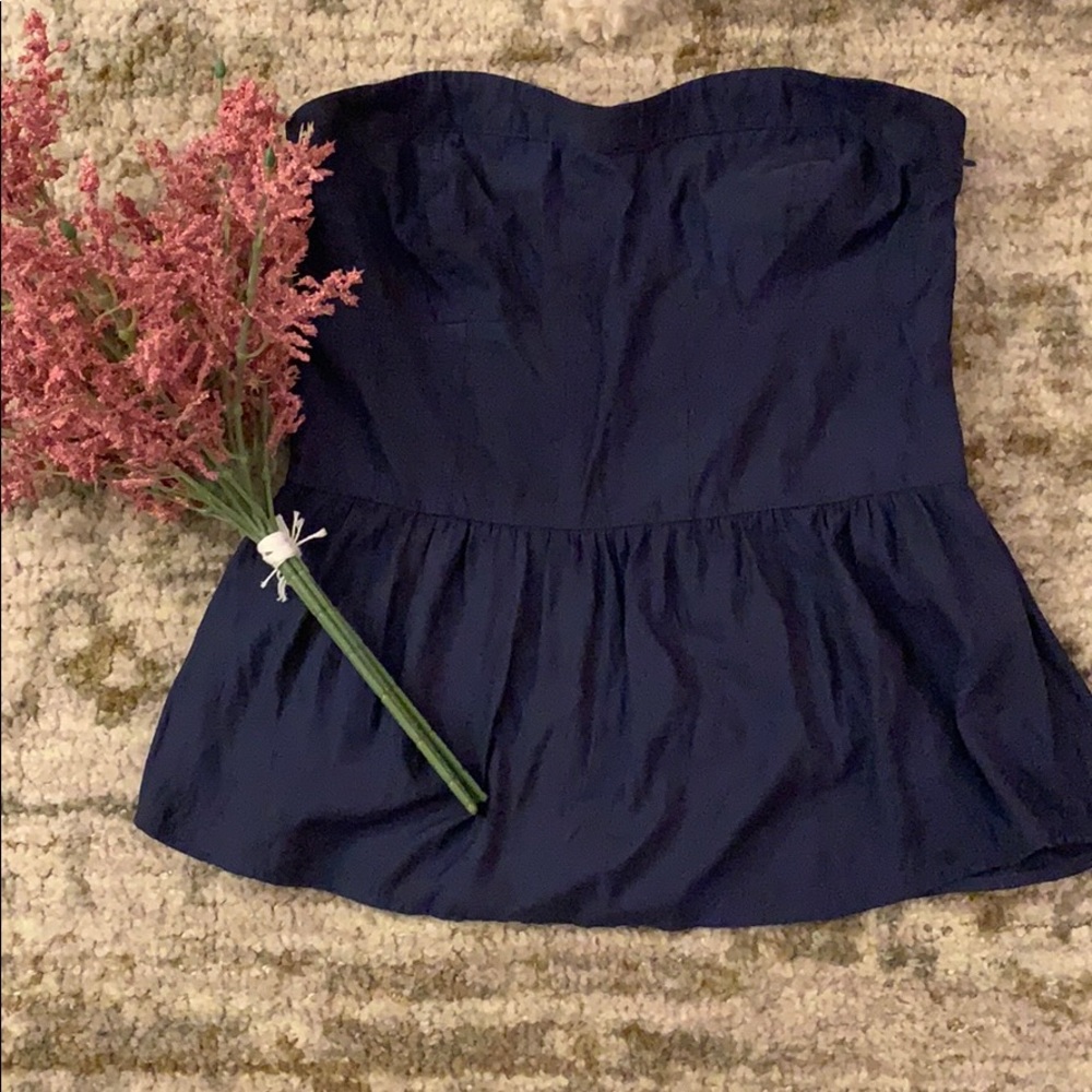 Strapless top